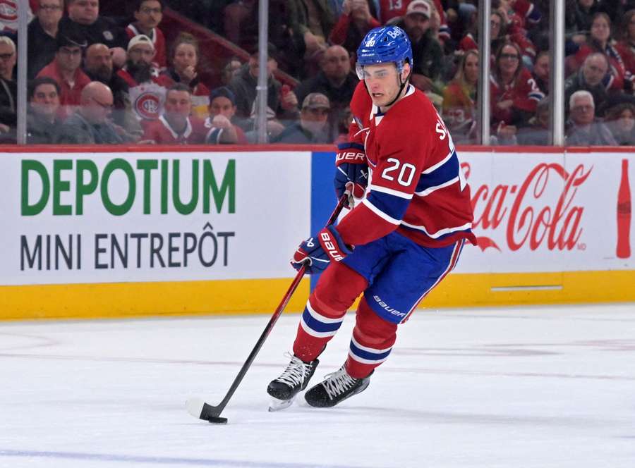 Slafkovský sa prezentuje skvelými vecami aj mimo bodov.