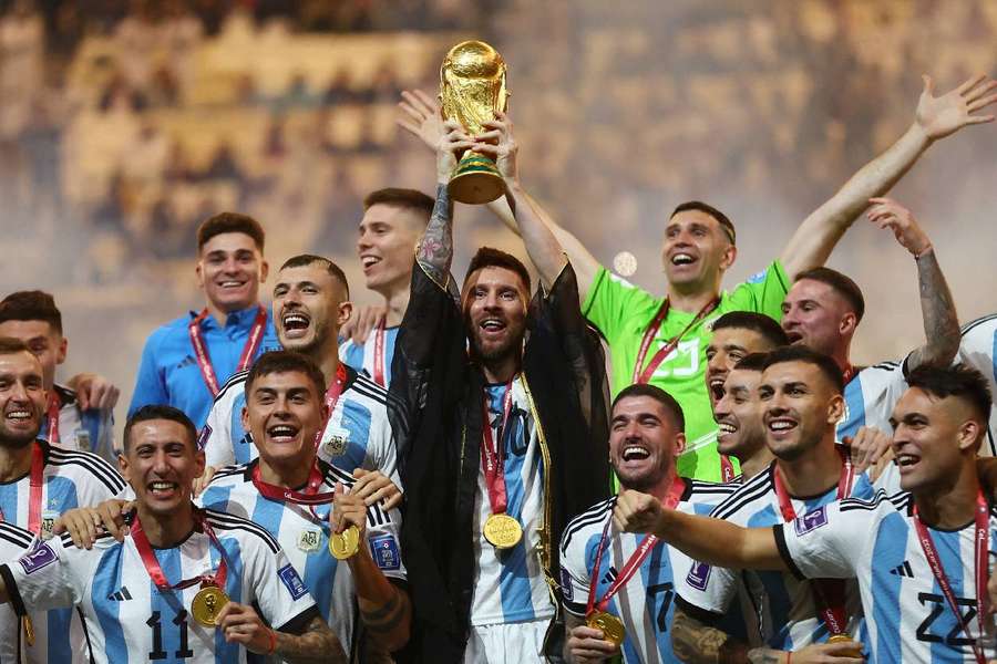 Argentina beat France on penalties in the World Cup final