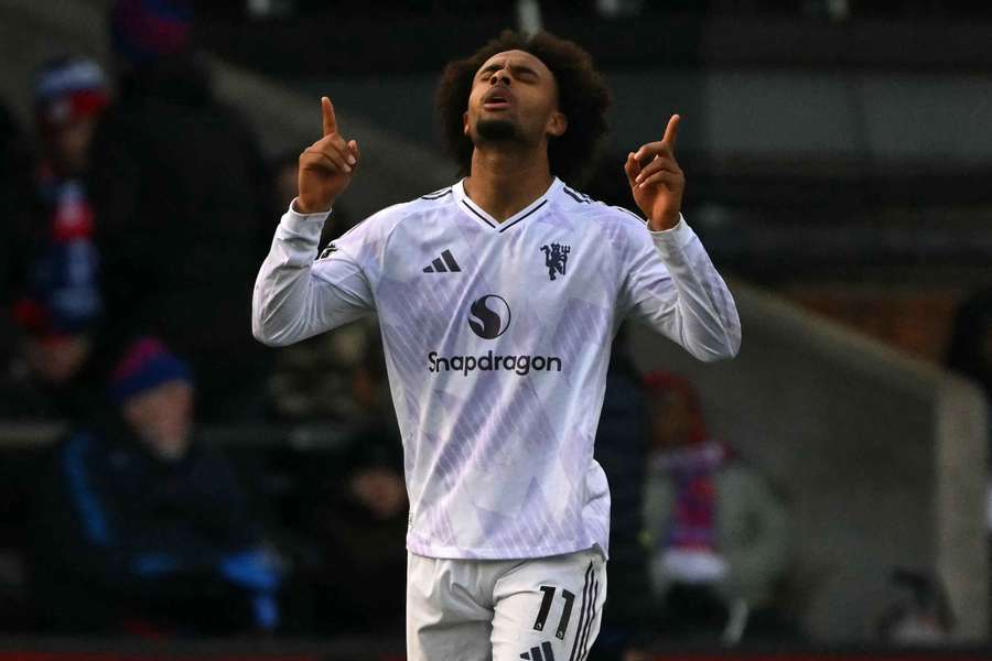 Joshua Zirkzee dával vyrovnávací gól United na hřišti Crystal Palace. Joshua Zirkzee dával vyrovnávací gól United na hřišti Crystal Palace.