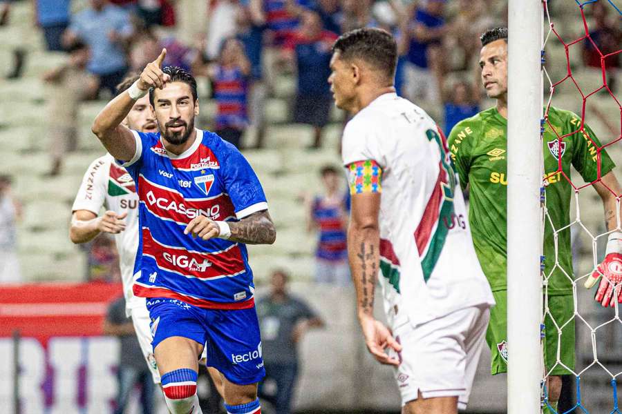O Fortaleza garantiu a vitória em um início de jogo implacável