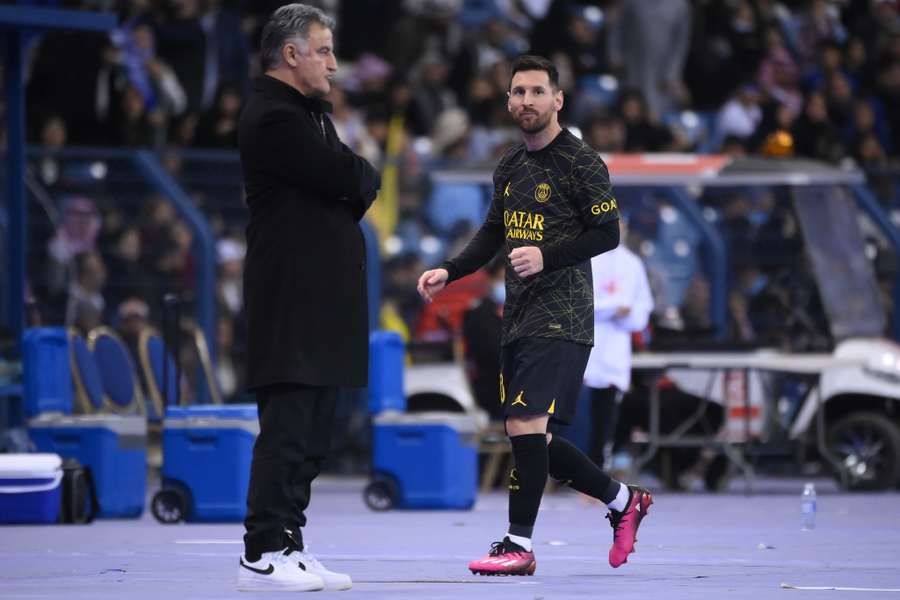 PSG, în așteptare: Messi nu se grăbește să semneze un contract nou