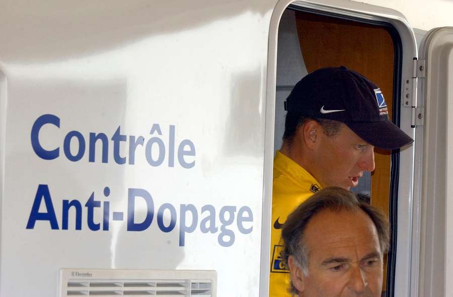 En 2012 le fueron removidos 7 títulos del Tour de Francia a Lance Armstrong por dopaje sistemático
