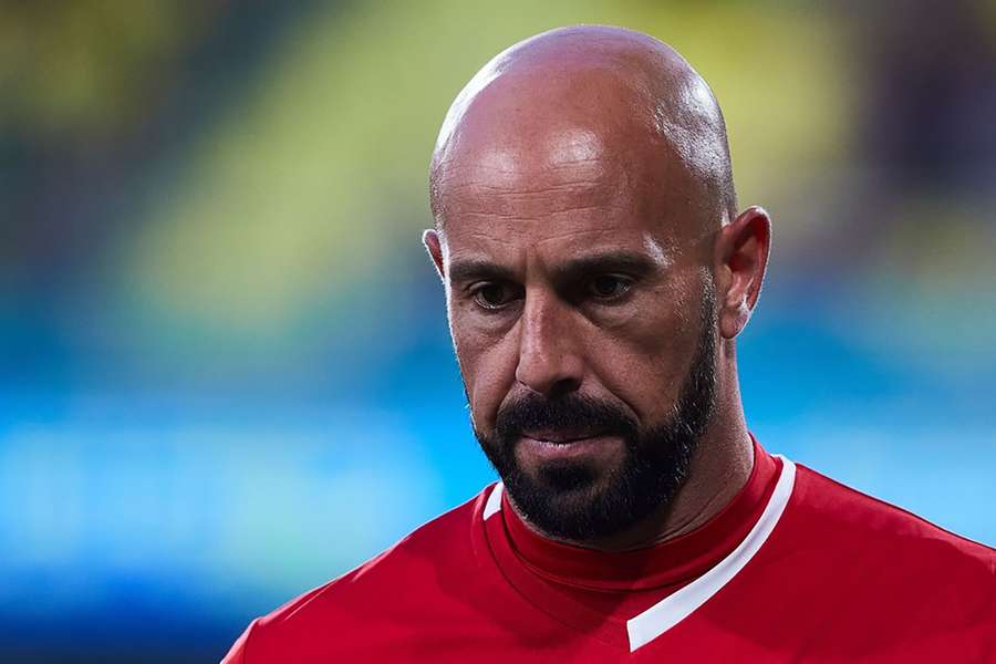 Pepe Reina has attempted to justify racist abuse of Vinícius Jr