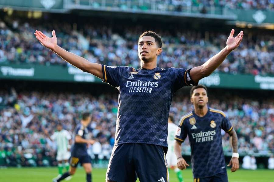 Real Madrid cede empate para o Real Betis e pode perder a