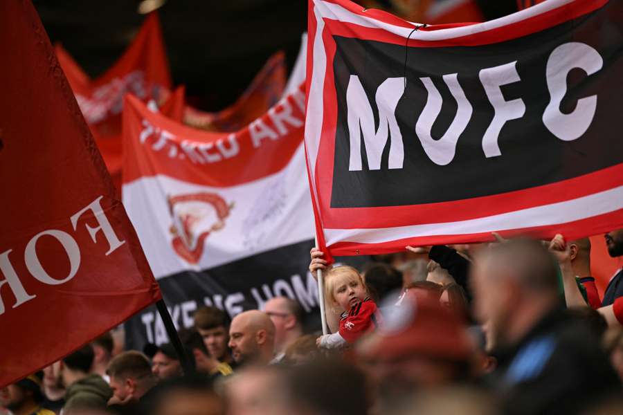 În ciuda evoluțiilor, Man United atrage cel mai mare număr de fani la meciuri