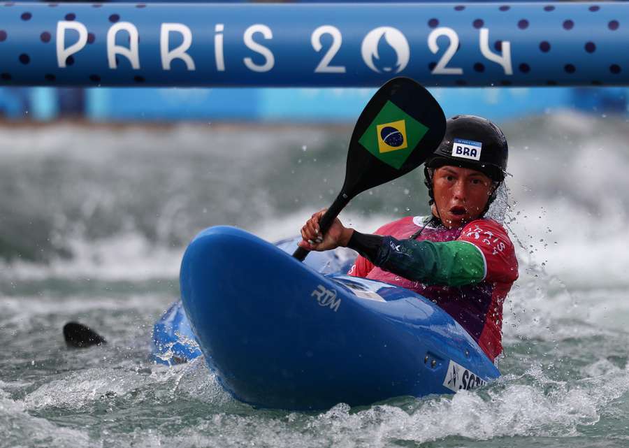 Ana Sátila avançou às oitavas do caiaque cross