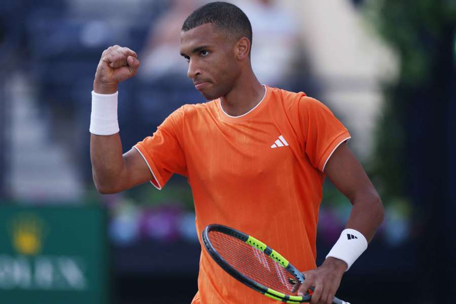 Auger-Aliassime is into the Dubai quarter-finals