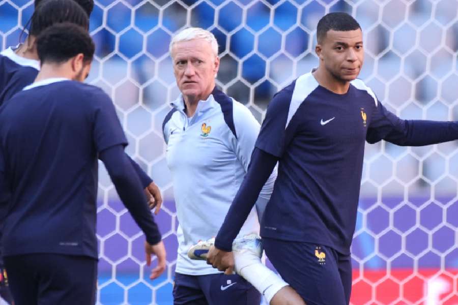 Deschamps não poderá contar com Mbappé nesta Data FIFA