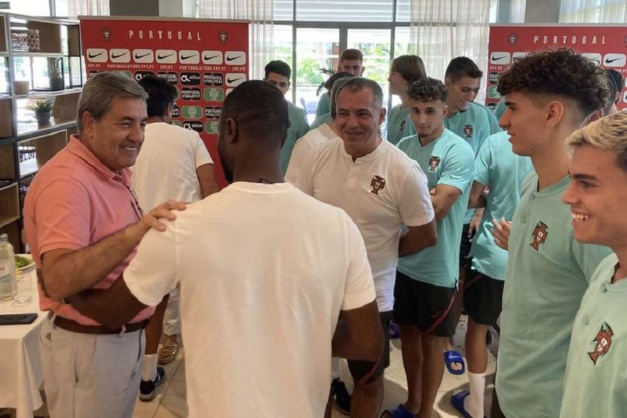 Fernando Gomes felicita seleção de futsal de sub-19 por inédito título europeu