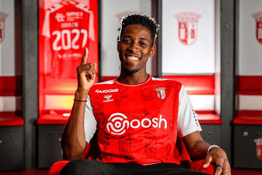 Simon Banza tem contrato com o SC Braga até 2027