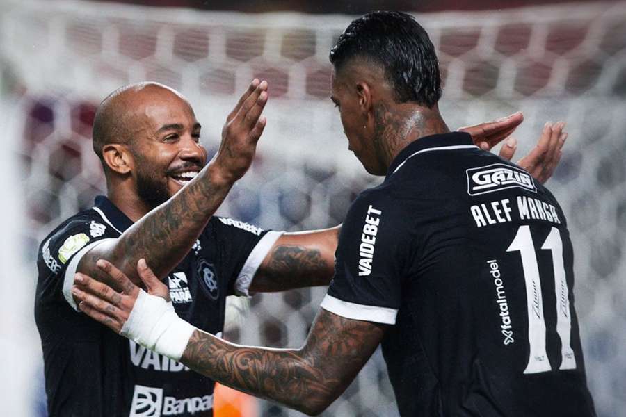 Patrick marcou com assistência de Alef Manga em Remo 2x1 Bahia