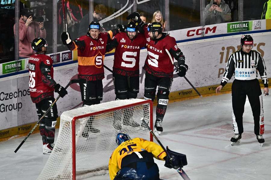 Sparta potvrzuje roli favorita. Sparta potvrzuje roli favorita.