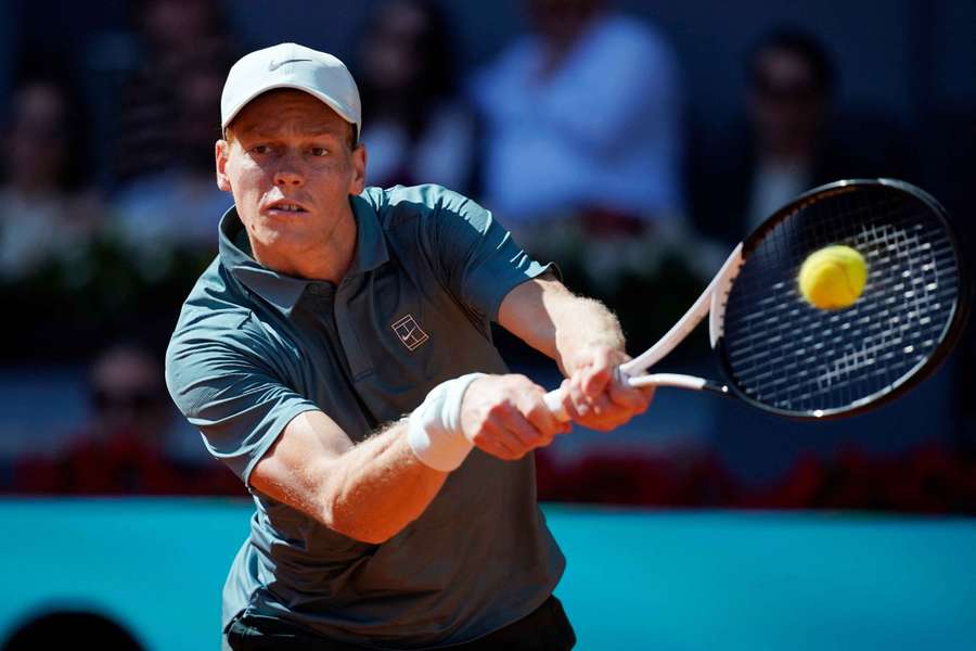 Jannik Sinner in action against Elmer Moller