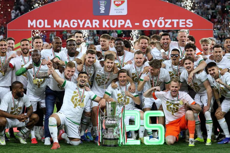 A festa dos jogadores do Ferencváros