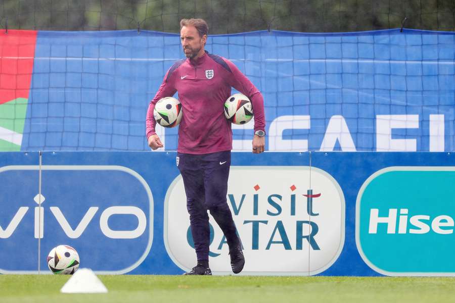 Gareth Southgate speelt zondagavond met Engeland tegen Servië