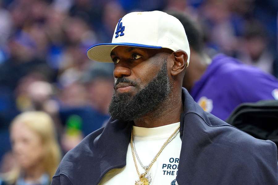 LeBron James tendrá que esperar para competir