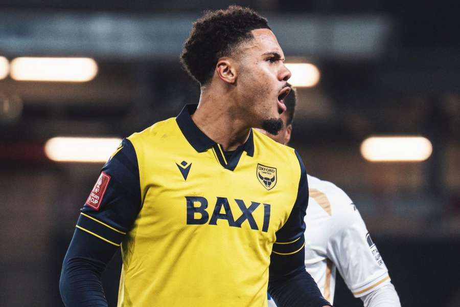 DONE DEAL: Oxford sign outright Brentford midfielder Peart-Harris
