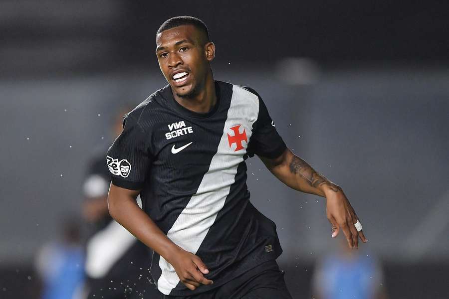 Rayan in Bournemouth as terms with Vasco settled