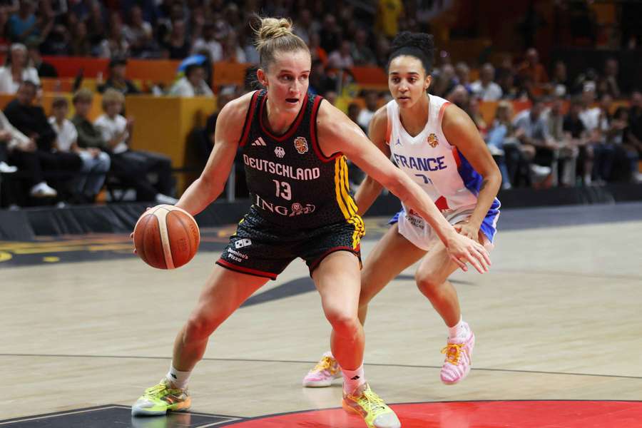 Leonie Fiebich gegen Frankreich