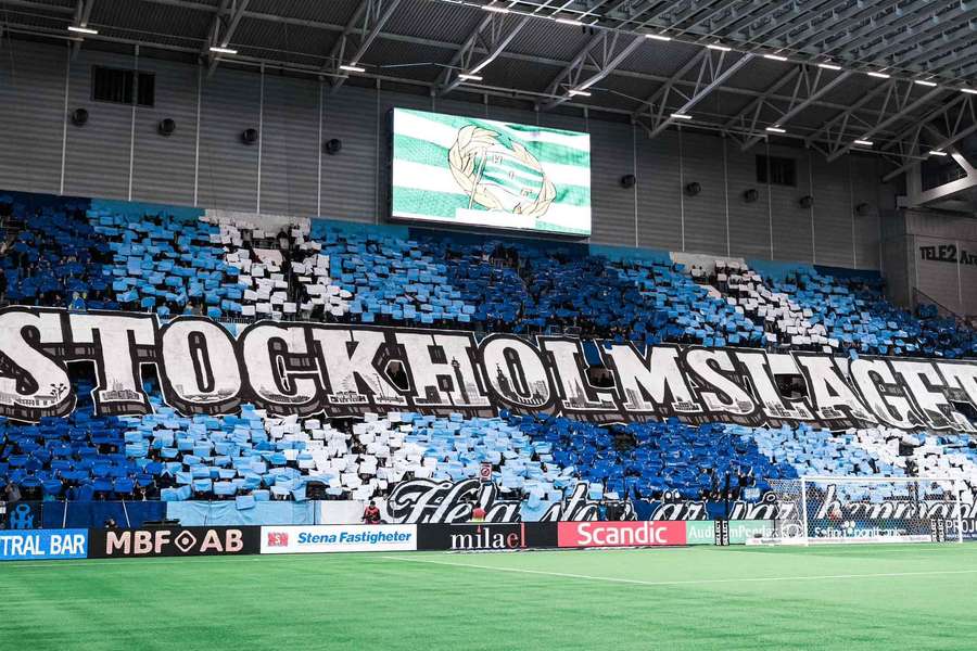 Adeptos do Djurgarden na Tele2Arena