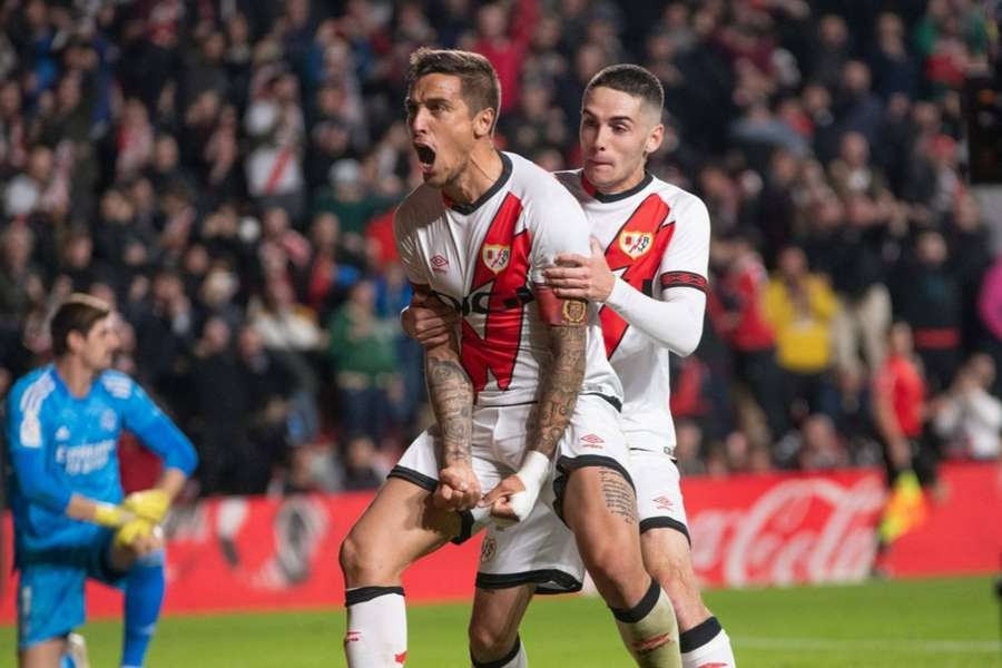 Trejo marcou de pênalti o gol da vitória do Rayo