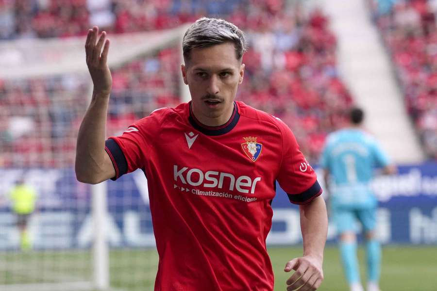 Bryan Zaragoza, durante un partido con Osasuna.