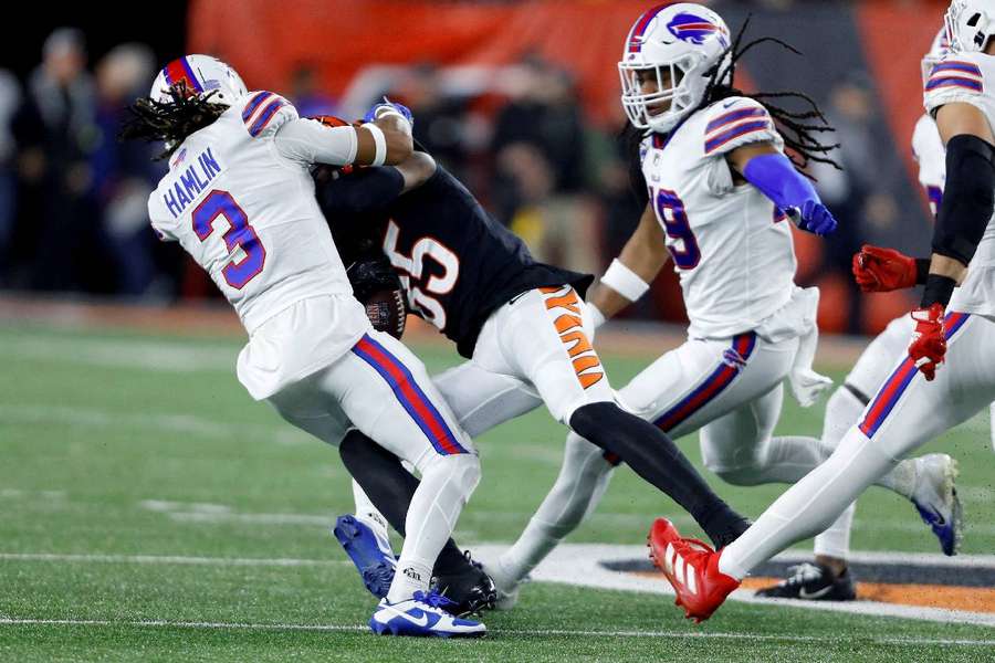 The Bills' Damar Hamlin makes the tackle on Cincinnati Bengals' wide receiver Tee Higgins