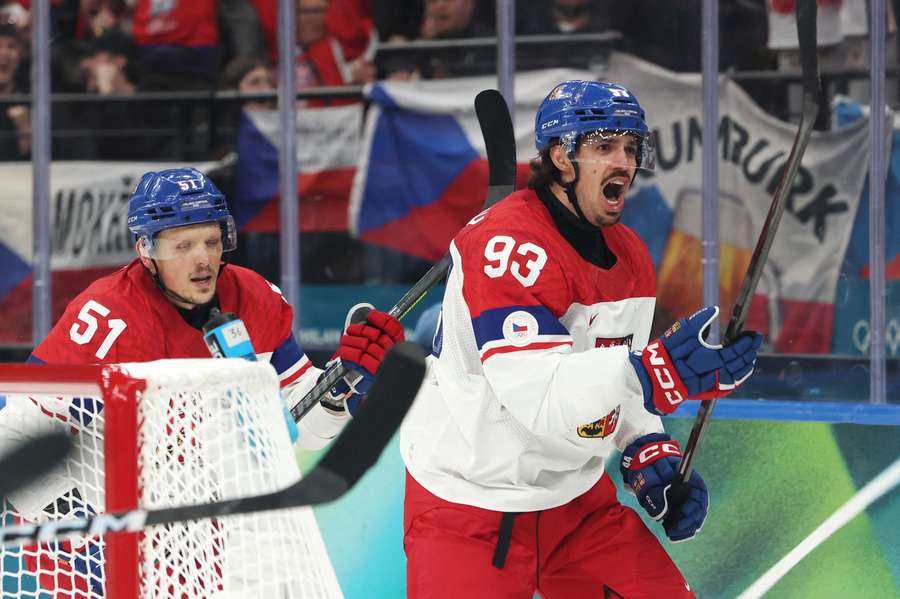 Šímon Stránský se pokusí skórovat i proti Švýcarsku.