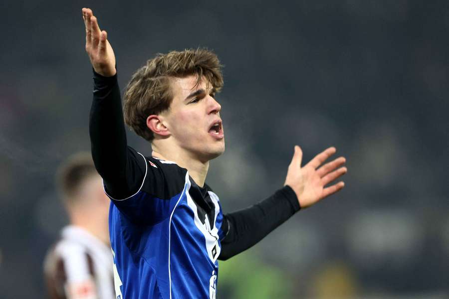 Chorvatský obránce Luka Vuškovič zažívá na hostování v Hamburku průlomovou sezonu