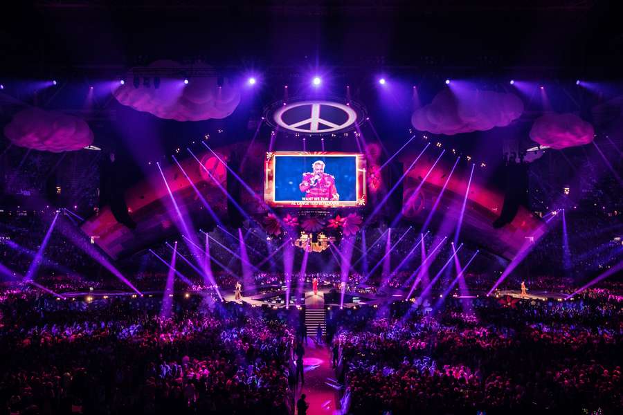 Een concert van De Toppers in de Johan Cruijff ArenA