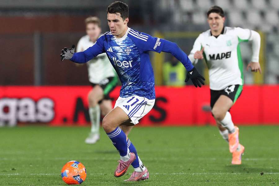 Anastasios Douvikas durante il match contro il Sassuolo Anastasios Douvikas durante il match contro il Sassuolo