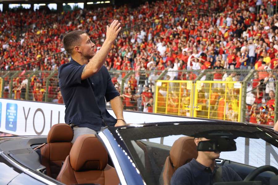 Eden Hazard, faisant ses adieux aux supporters belges