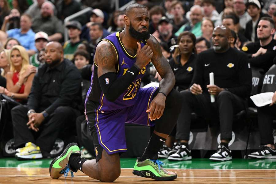 Boston Celtics zatrzymali rozpędzonych Los Angeles Lakers, kontuzja LeBrona Jamesa