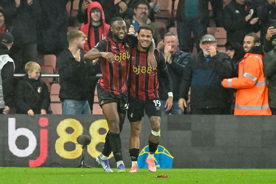 Bournemouth posbíral už 14 bodů.