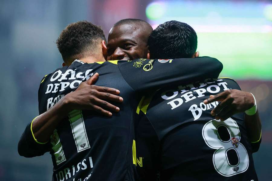 Enner Valencia celebra un gol