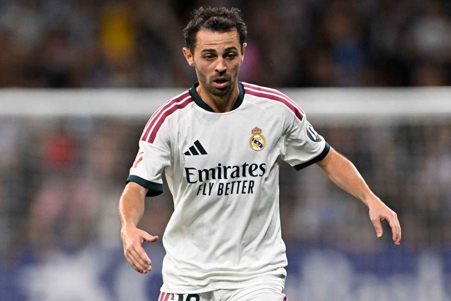 Bernardo Silva falha o duelo com o Inter Bernardo Silva falha o duelo com o Inter