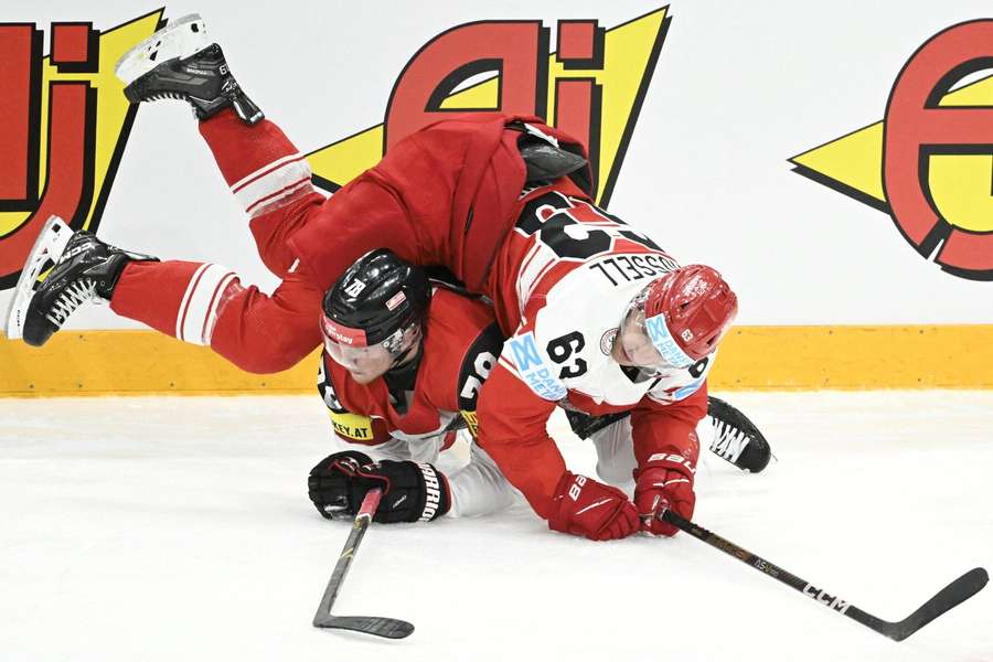 Ishockeylandsholdet smider matchbold i kostbar nedtur mod Tyskland: Taber 4-6