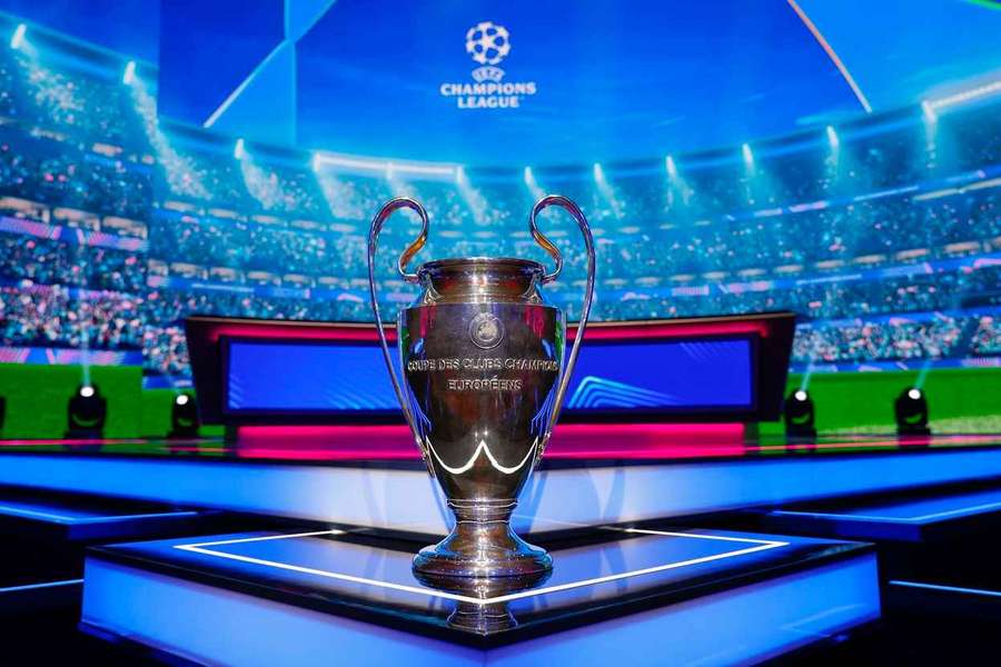 Die Auslosung der UEFA Champions League Ligaphase startet um 18 Uhr (MESZ) Die Auslosung der UEFA Champions League Ligaphase startet um 18 Uhr (MESZ)