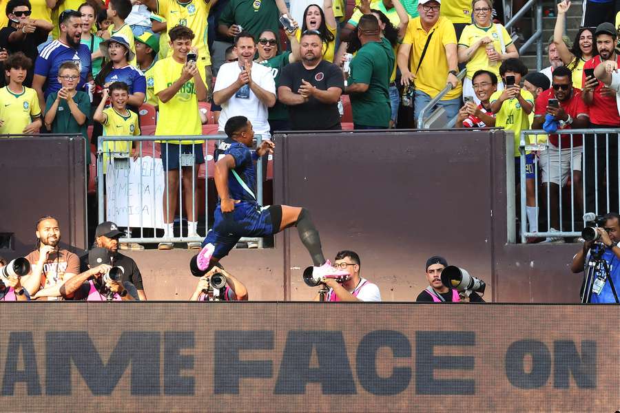 Endrick comemora o segundo gol do Brasil sobre o Egito Endrick comemora o segundo gol do Brasil sobre o Egito