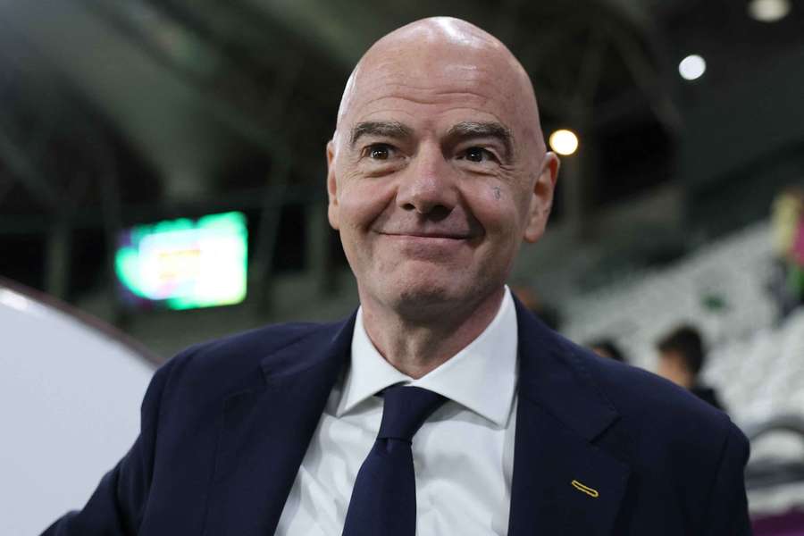 Infantino é favorito para continuar no comando da FIFA Infantino é favorito para continuar no comando da FIFA
