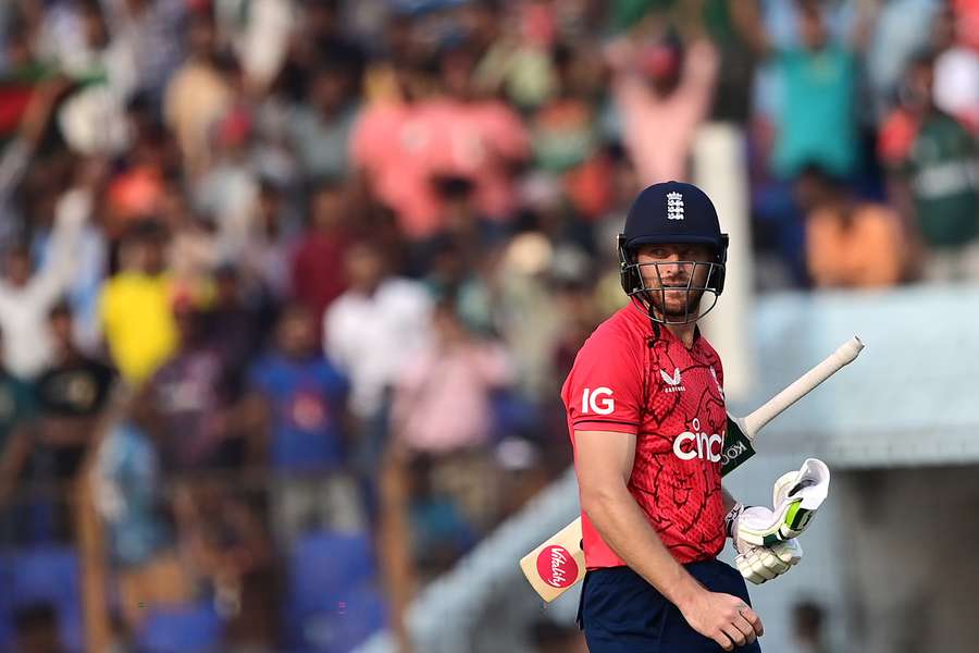 Buttler leaves the field after being dismissed in the second Test