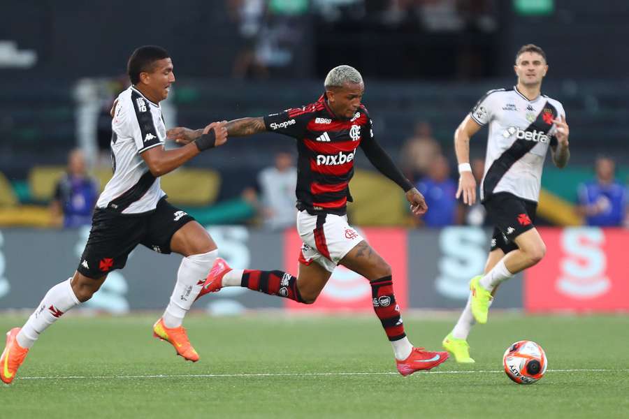 O Flamengo cresceu no segundo tempo