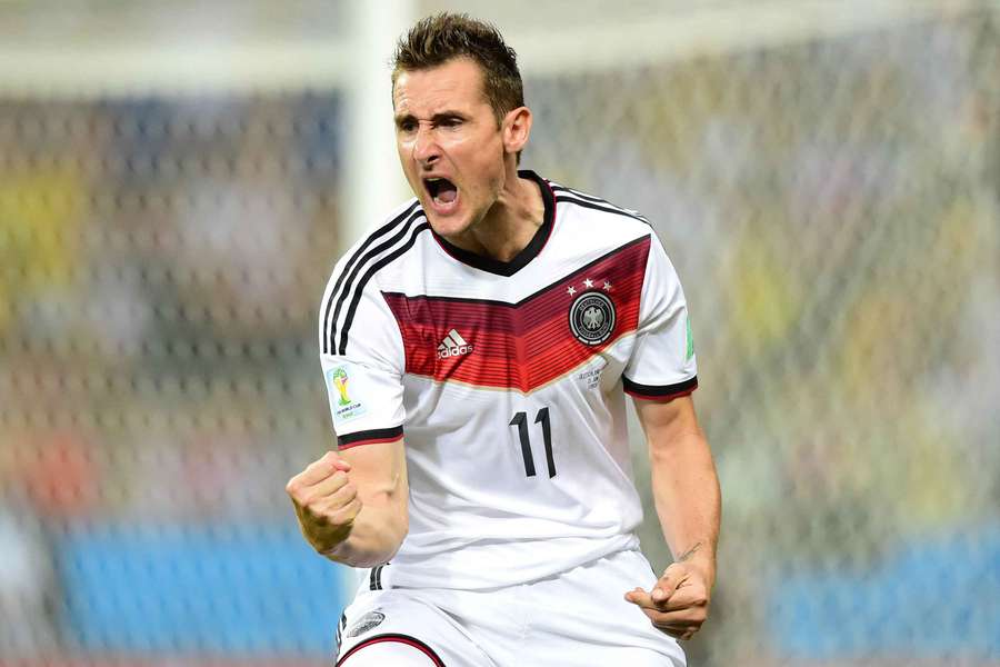 Zawodnicy z największą liczbą bramek i asyst w historii mistrzostw świata Zawodnicy z największą liczbą bramek i asyst w historii mistrzostw świata