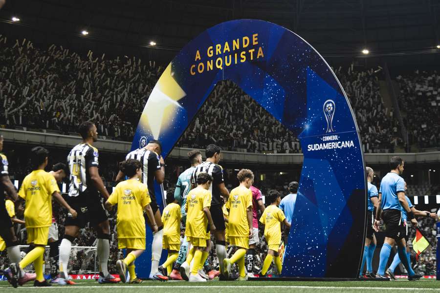 Galo vai em busca da grande conquista em Assunção Galo vai em busca da grande conquista em Assunção