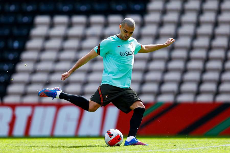 Nations League: Pepe, baja para los partidos contra España y República Checa