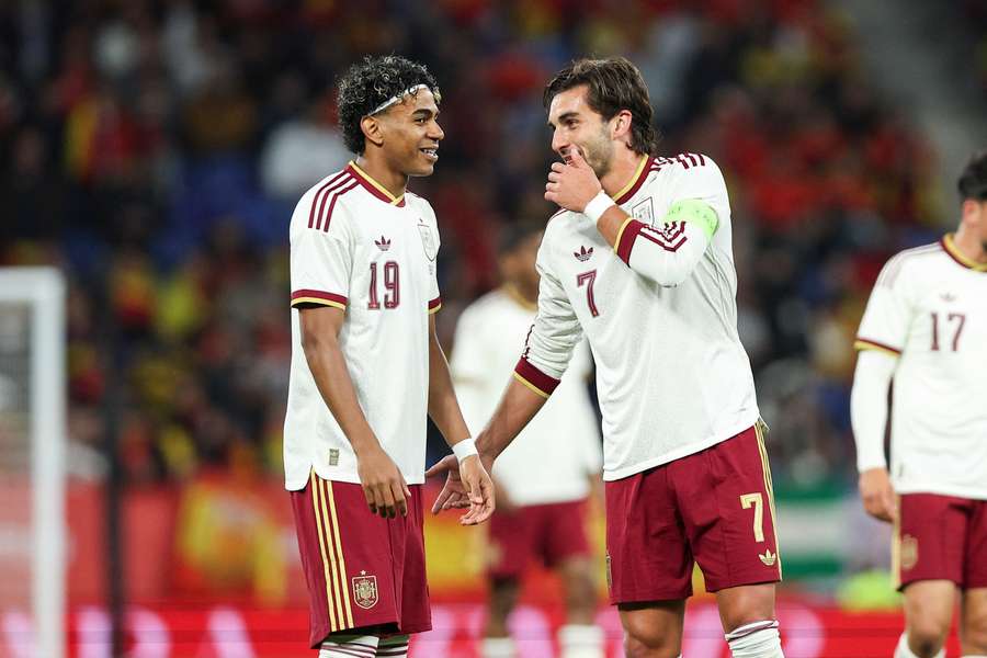 Lamine Yamal et Ferran Torres lors du match amical entre l’Espagne et l’Égypte, disputé à Barcelone le 31 mars 2026 en préparation à la Coupe du monde.