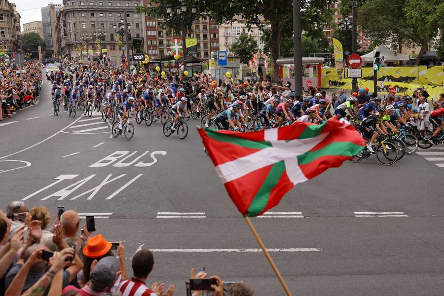 Segundo día en el País Vasco para el Tour