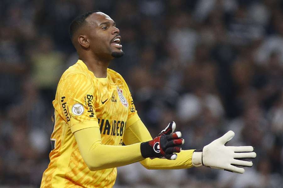 Carlos Miguel chegou ao seu terceiro jogo consecutivo atuando como titular do Timão