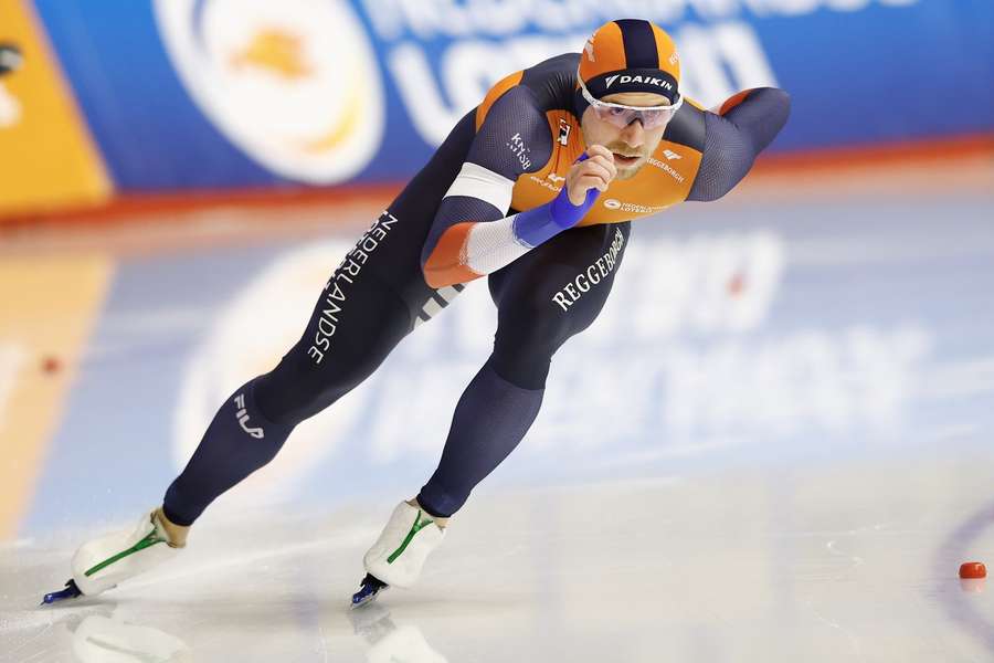 Wesly Dijs verrast met zege op 1500 meter in Calgary: eerste individuele WB-zege