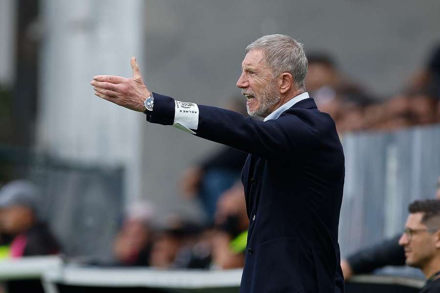 Baxter estreou-se com vitória